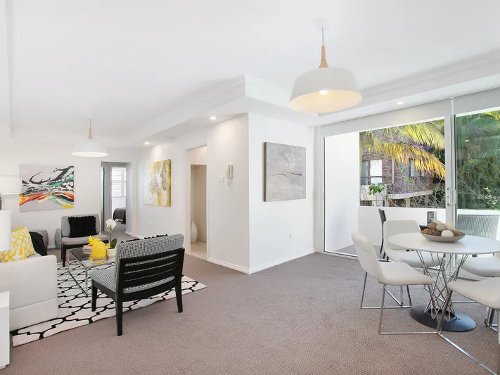 Bright Spacious Two Bedroom For Lease