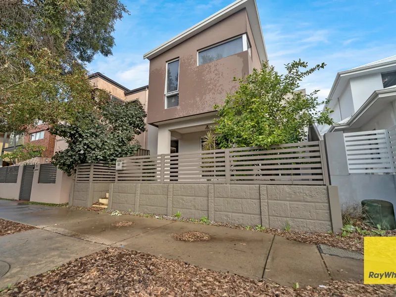 Dream Home or a Great Investment Opportunity!