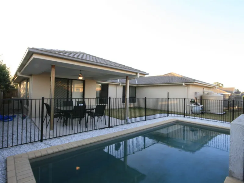 Ducted AC & Swimming Pool