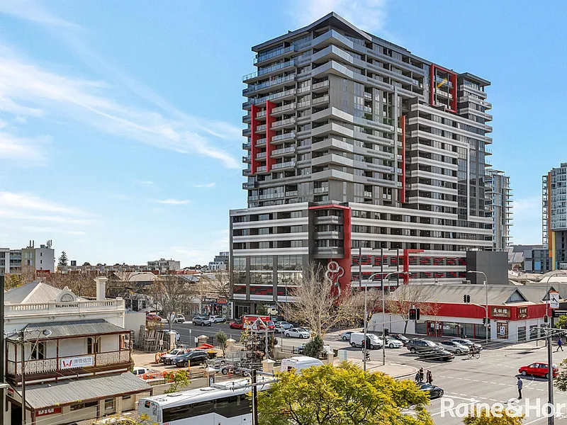 GREAT INVESTMENT - CENTRAL ADELAIDE APARTMENT IN THE HEART OF ADELAIDE CBD! 