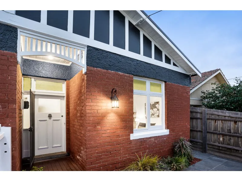 Boasting Style and Character