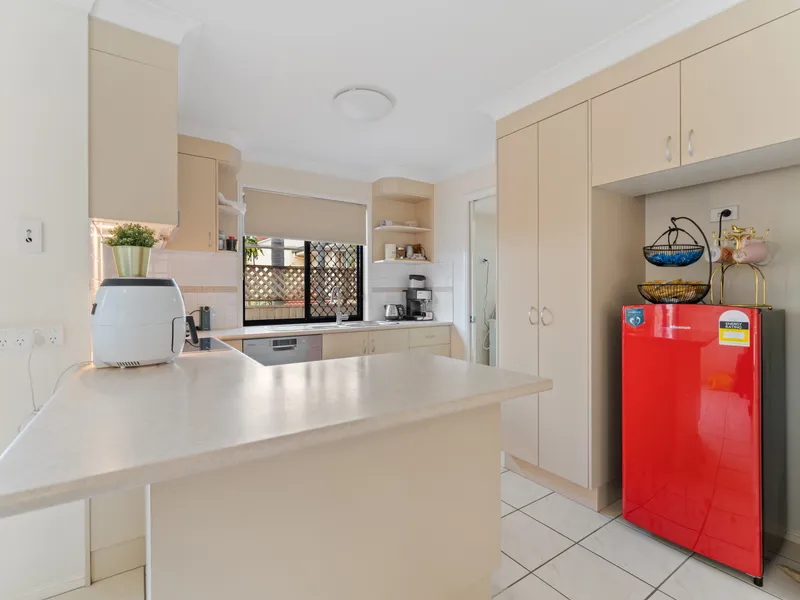 Hill Yeah! Unbelievable 3-Bedroom Townhouse in Carina Heights