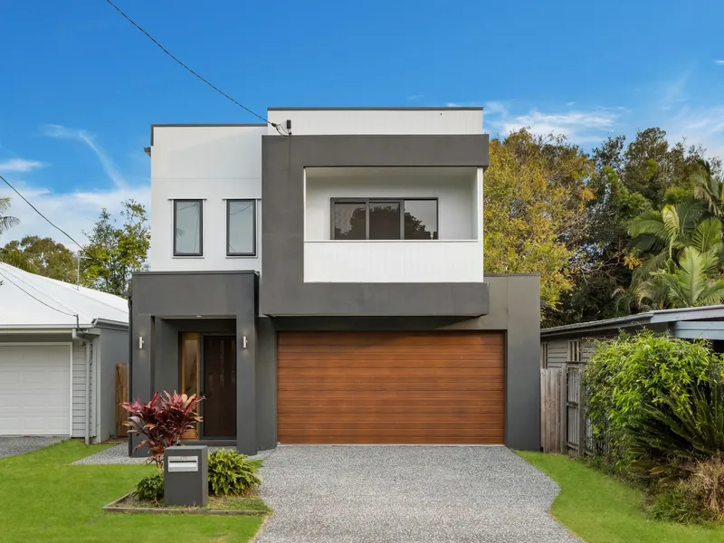 Spacious and Modern 4-Bedroom Family Home with Media Room
