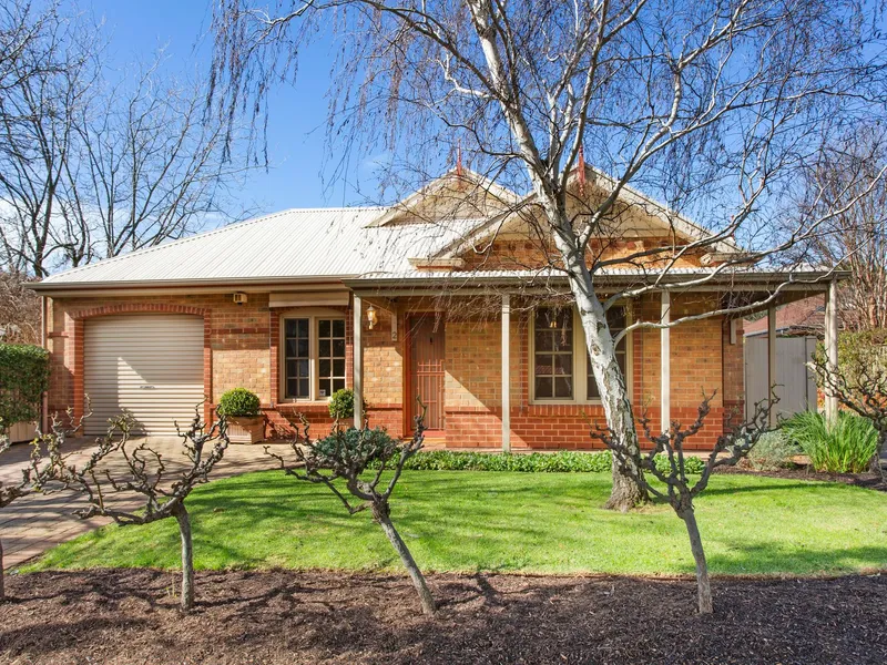 Make the spare moments count with a low-care home in a prime, leisure-filled locale…