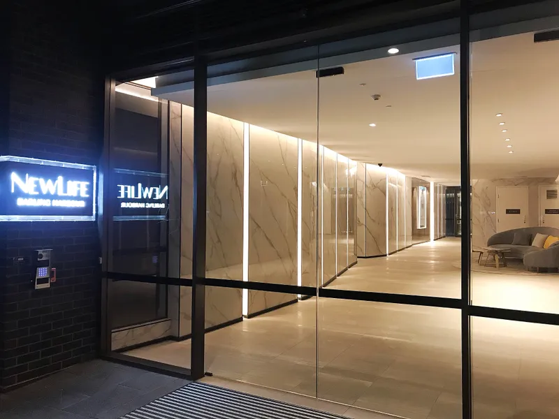 Luxurious Living & Convenience