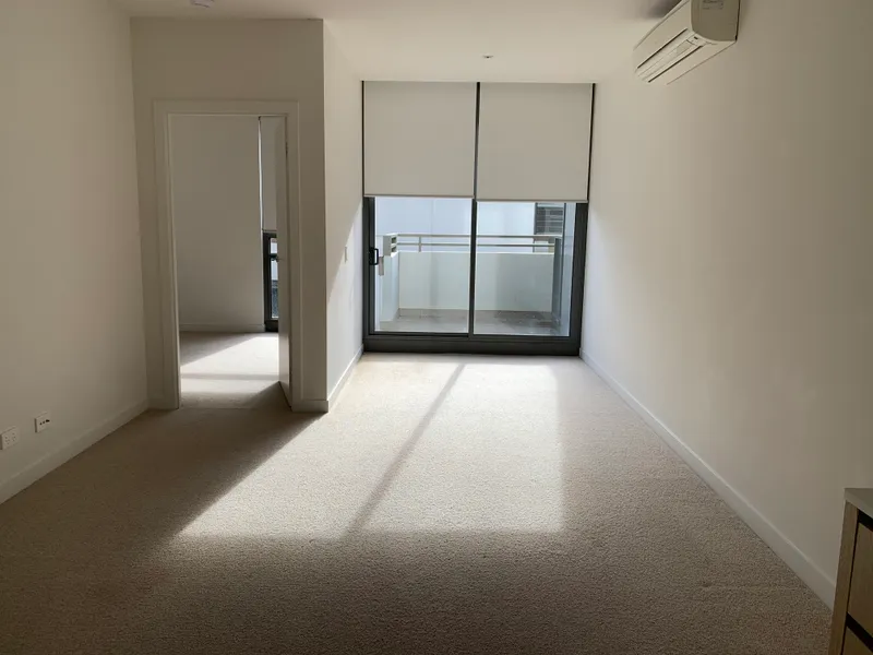 2 bedroom apartment in great position in Caulfield
