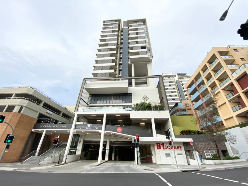 High Level One Bedroom Plus Study Apartment at Centre of Burwood