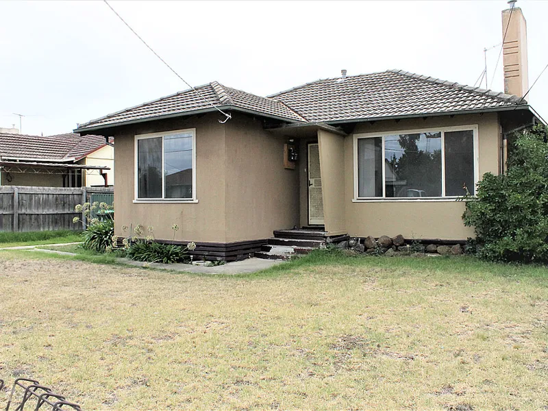 Simplistic Home in Quite Location