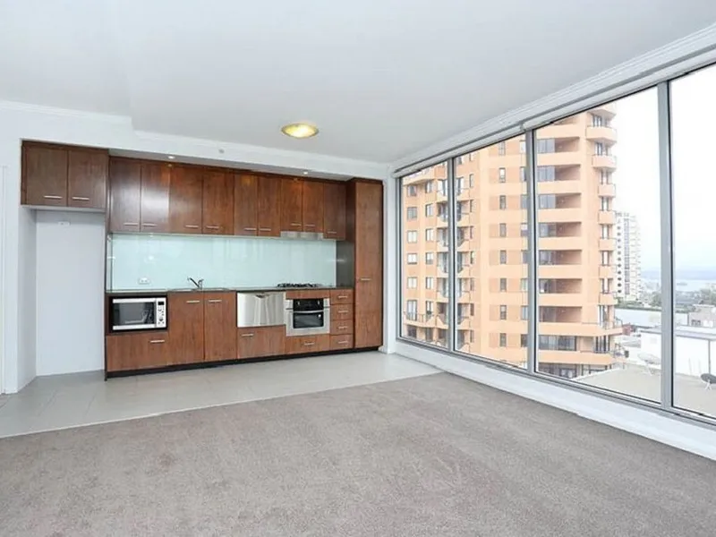 RESORT STYLE LIVING IN THE HEART OF BONDI JUNCTION