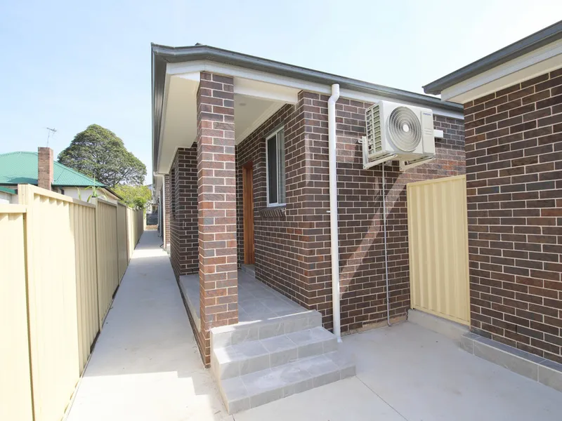 This brand new 3 bedroom granny flat in Yagoona is conveniently located close to schools, shops, public transport and parks.