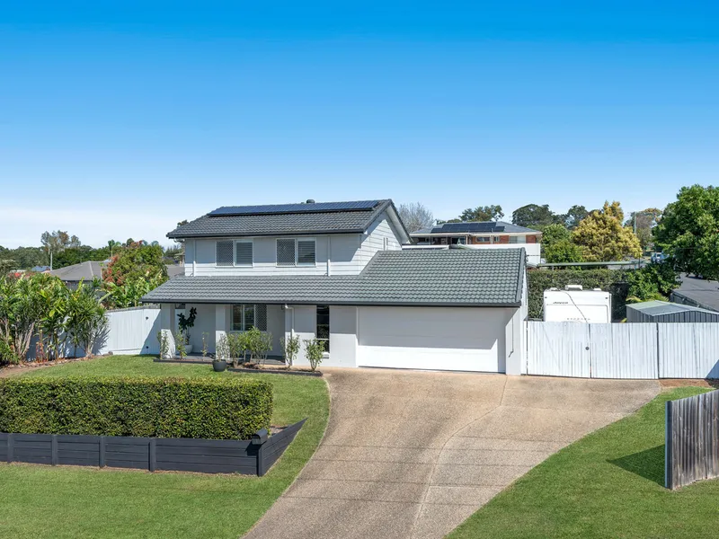 Stylish renovation, big corner block & side access - What a property!