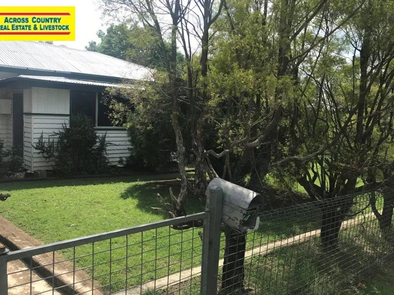 3 BEDROOM HOME + OFFICE, FENCED IN A QUIET LOCATION