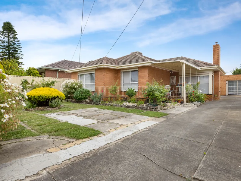 Charming, Private and Well-Located