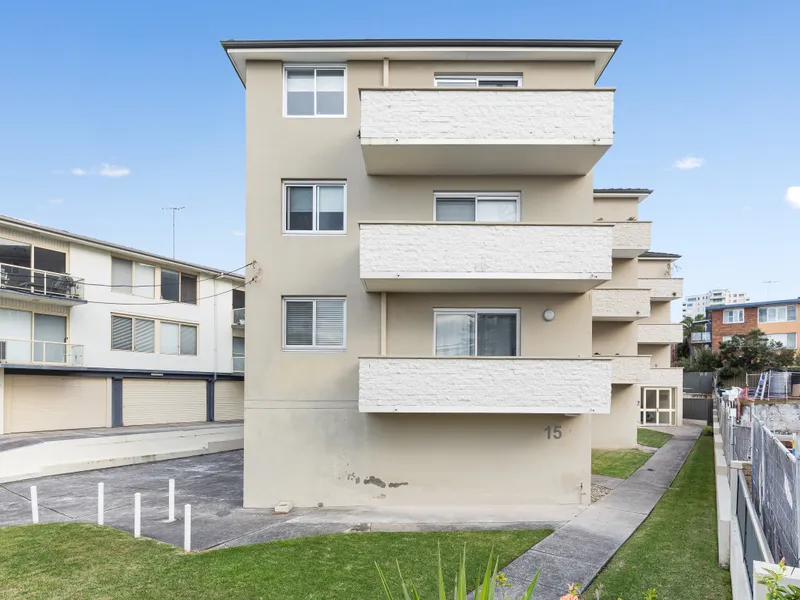 OCEAN VIEWS - SUNNY NORTH/EAST ASPECT - SOUTH CRONULLA