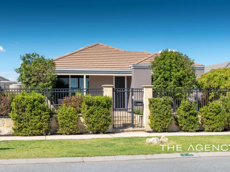 PICTURE-PERFECT EASY CARE STARTER HOME OR INVESTMENT