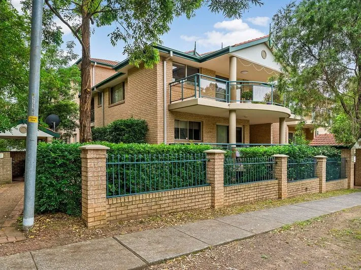 Two Bedroom Apartment in Westmead close to everything!