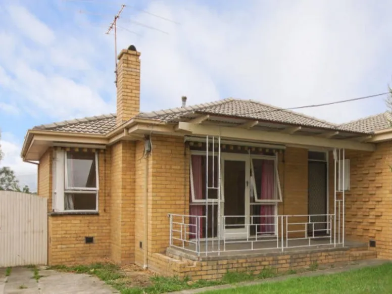 96 Middleborough Road