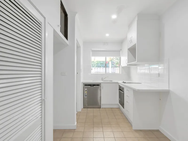 Lovely, Well-Maintained Unit