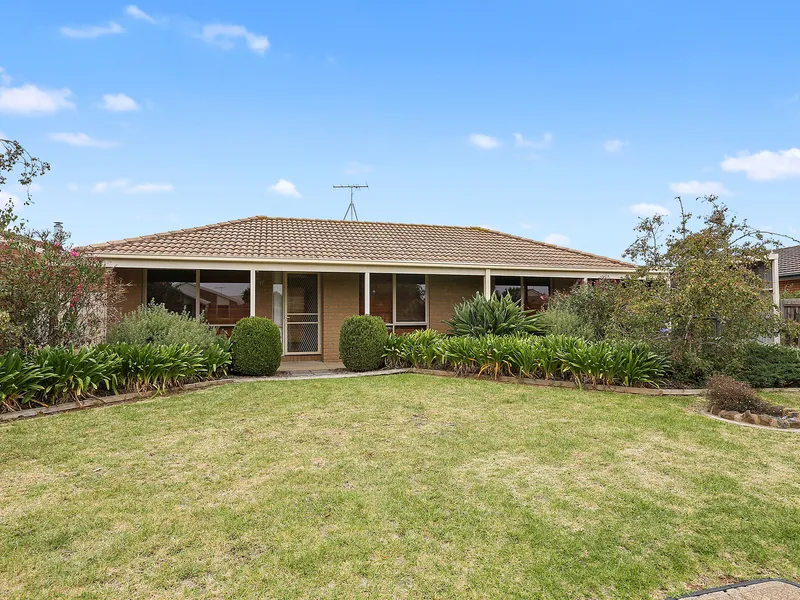 Location, Location, Location - Walk To The Train Station!