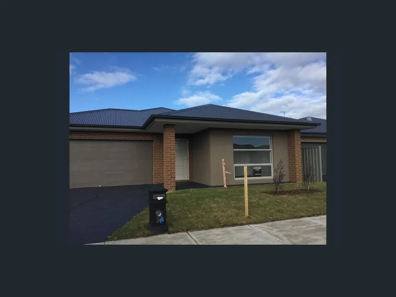 Parks Edge Estate- 4 Bedroom Home