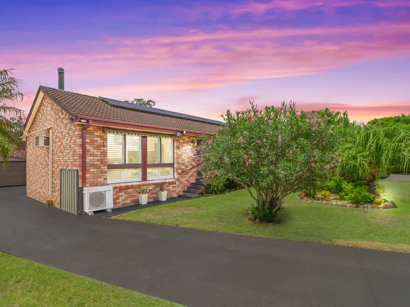 Pristine family living in comfortably quiet location