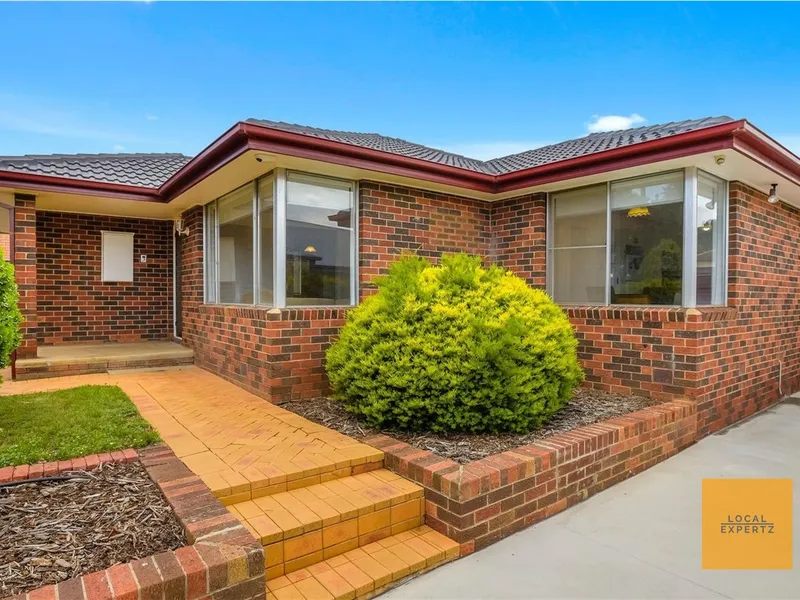 WONDERFUL 3-BEDROOM HOME IN A DESIRABLE LOCATION!