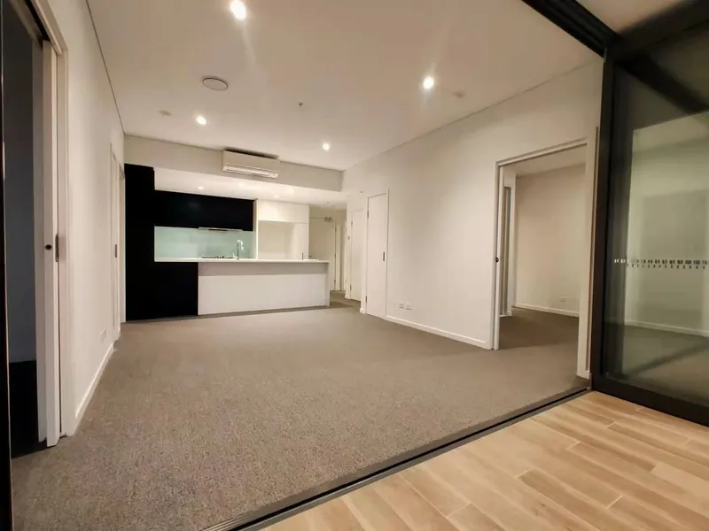 3 Bedroom Apartment in The Heart of  Wentworh Point