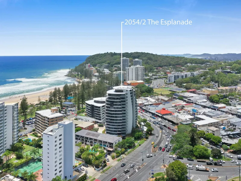 Ambience On Burleigh Beach!