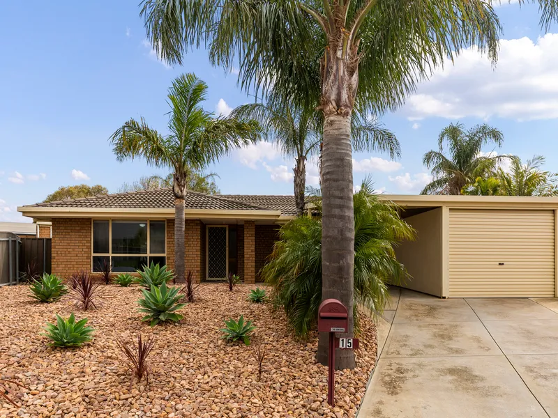 Beautifully Presented Family Home with Multiple Living, Extensive Outdoor Entertaining and External Rumpus On A Generous 700sqm (Approx.) Allotment