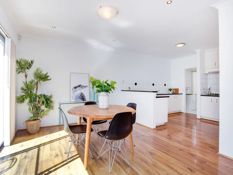 FIRST HOME BUYERS & DOWNSIZERS (Street Front Villa)