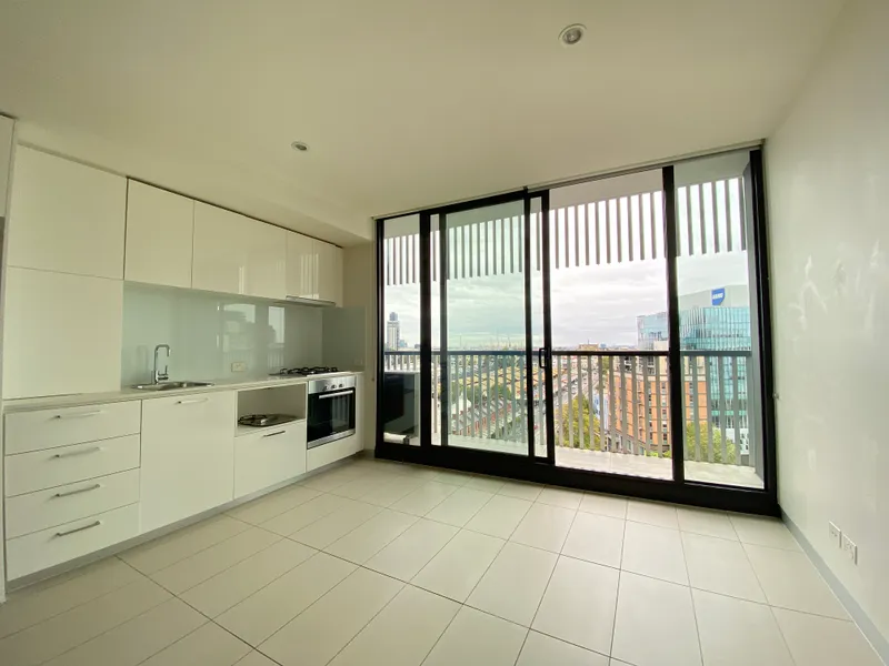 Best investment and first home buyer CBD 1bedroom apartment good city view