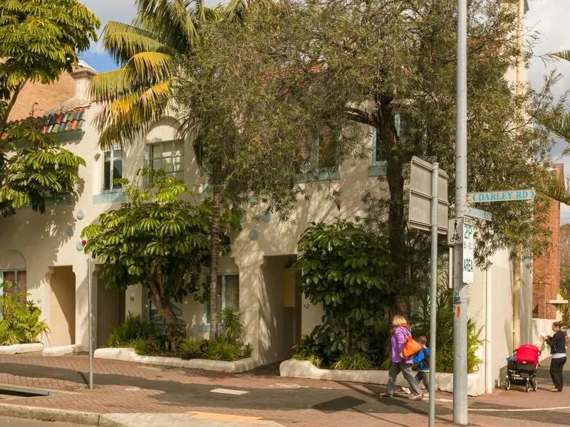 Boarding House Rooms - Shared bathroom/kitchen