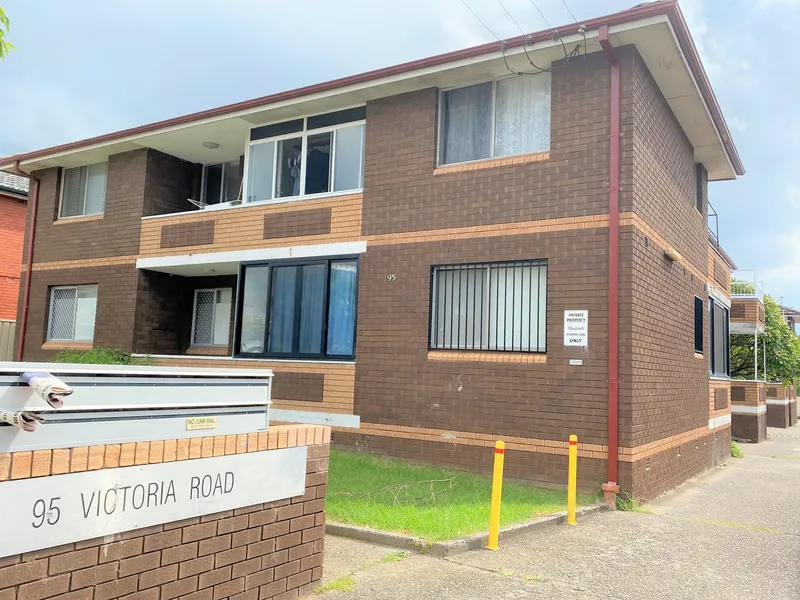 Renovated, spacious, 3 bedroom unit, must see!