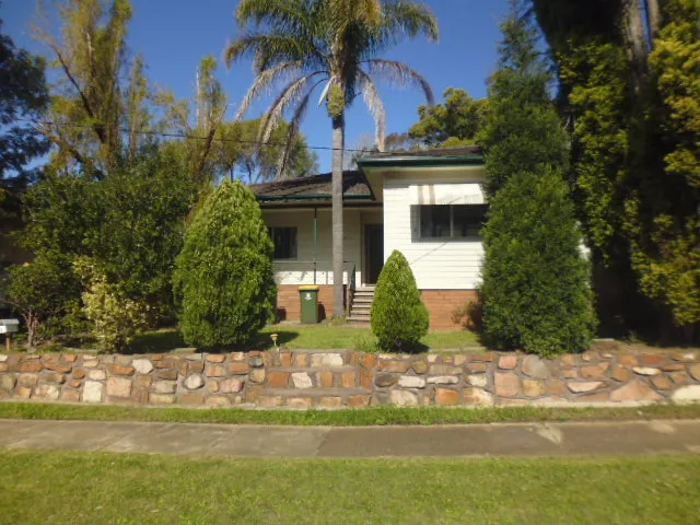 Large three bedroom family home. Pets considered!