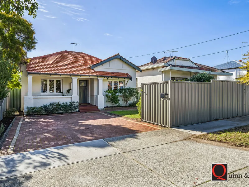 Californian Bungalow. What an attractive home