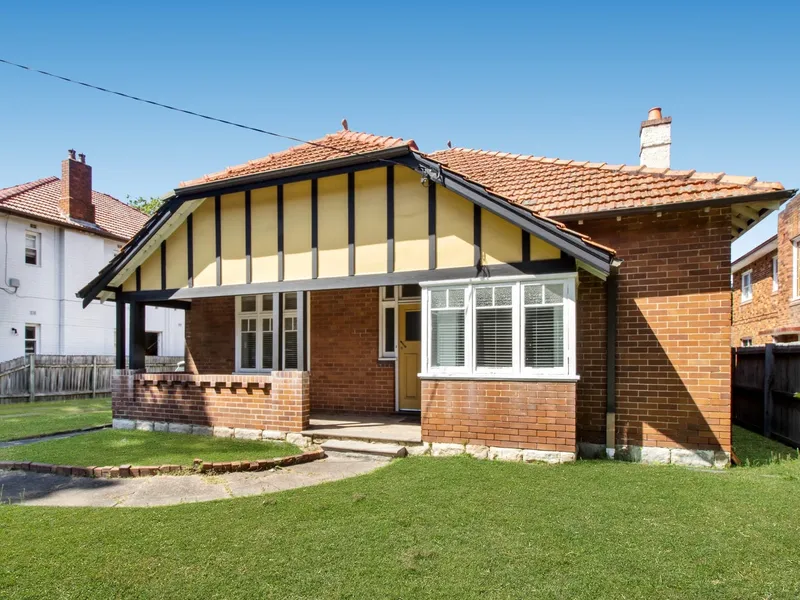 Original gem family home in sought-after locale.