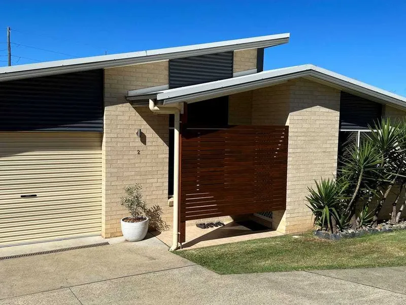 Modern Home in Central Location