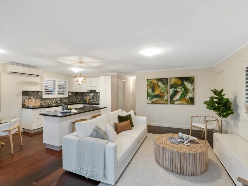 Exceptional Residence an entertainers Dream!