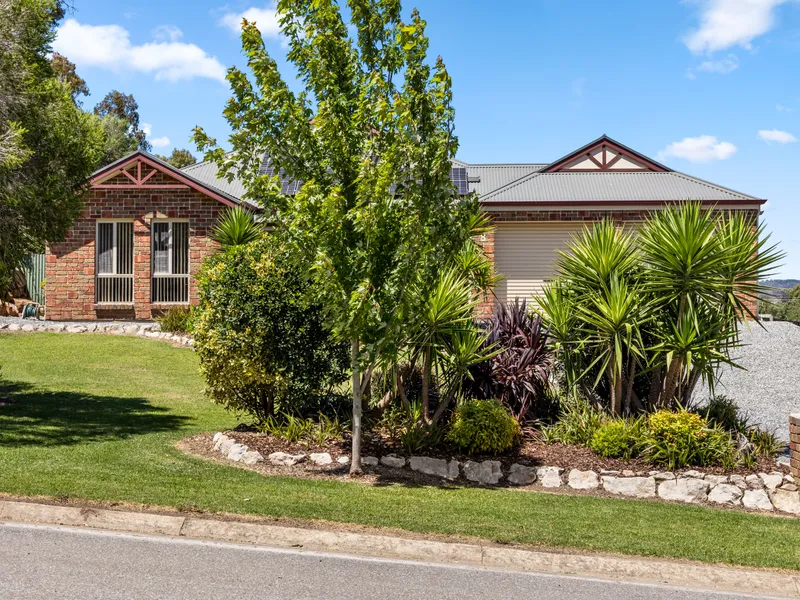 Spacious 5 Bedroom Family Home with Workshop Facilities in Waterford Estate