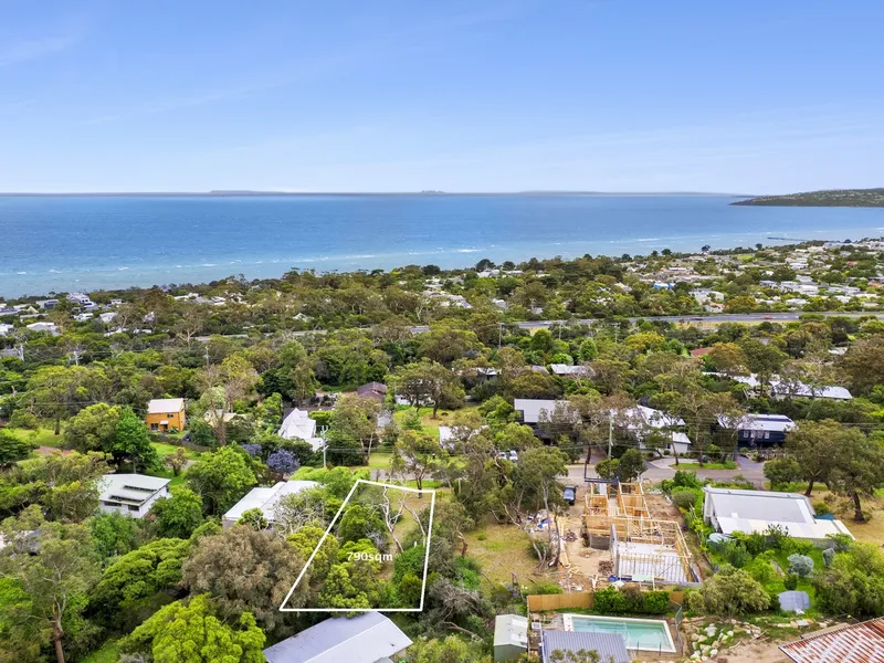 Bay view potential on substantial block