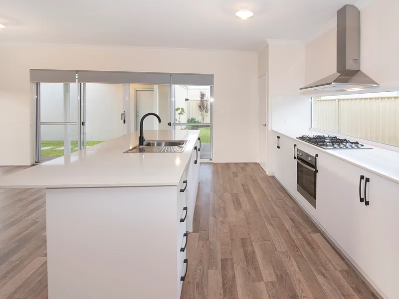 ONE OF A KIND HAMPTONS RETREAT !