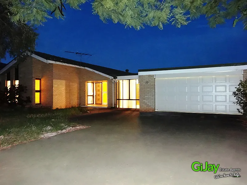 Big Family - Need Big House In ROBERTSON? NO WORRIES ONLY $625 PER WEEK