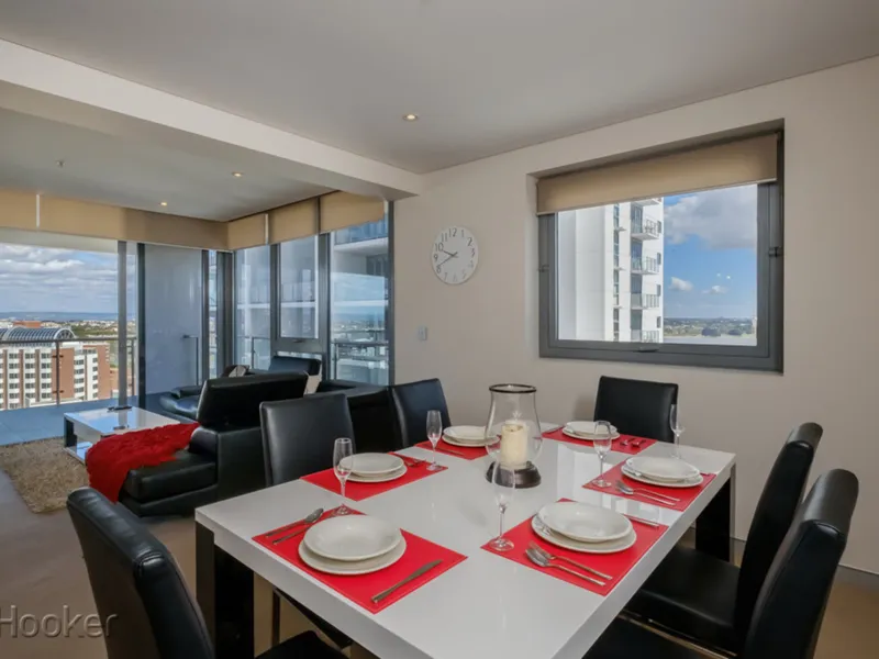 Fantastic on Fourteen - Luxury and Location for Lavish Lifestyle