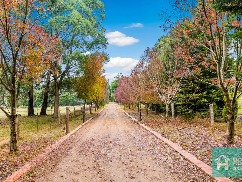 'Just Behind the Gate!' - over 7 acres !
