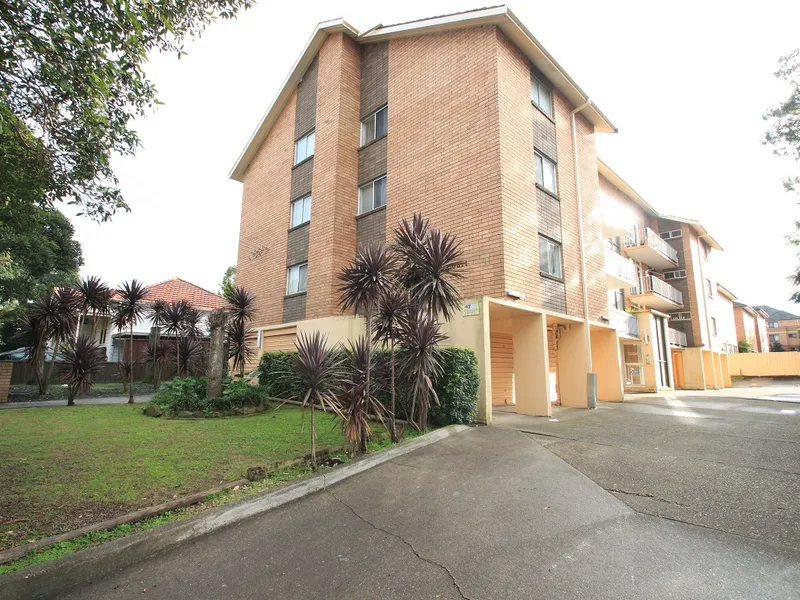 Convenient Location!