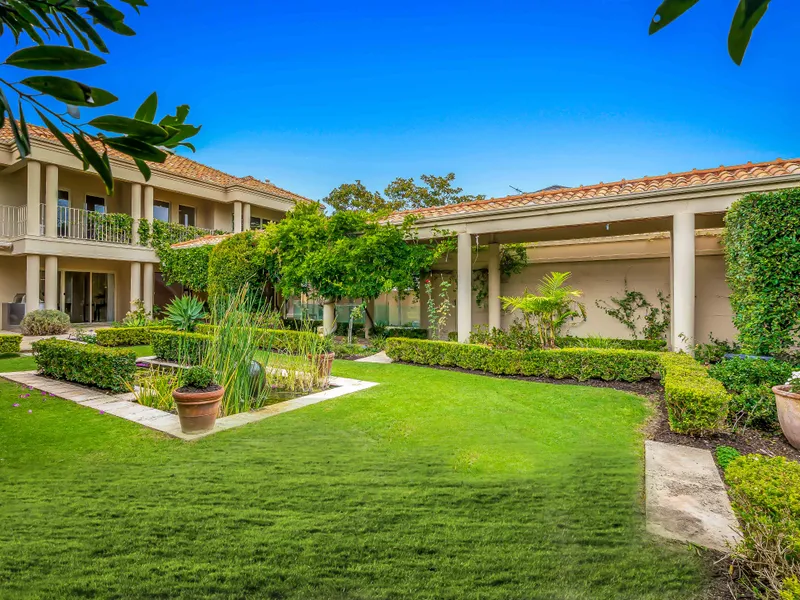 Timeless elegance with a private lift