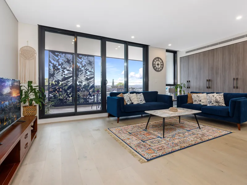 Sophisticated living in 'La Porta' - Entrance via 3 Porter street