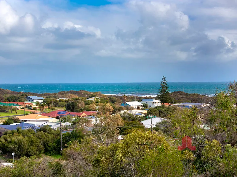 Dream Location & Views for your Dream Home