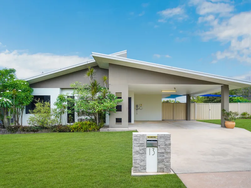 Immaculate modern family home on 817m2 block