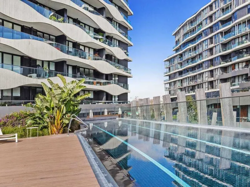 STUNNING TWO BEDROOM TWO BATHROOM APARTMENT